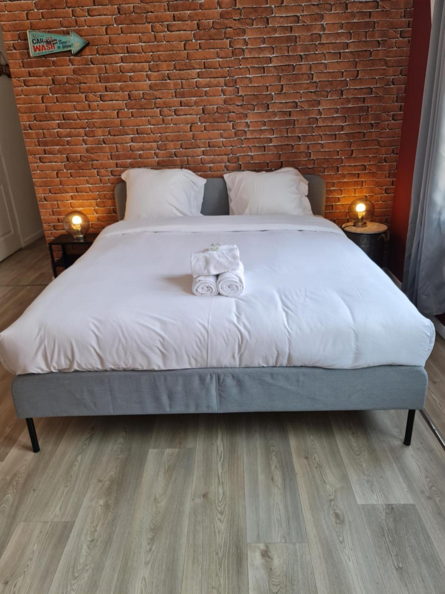 NG suite home Cassel Lille Roubaix Extérieur photo